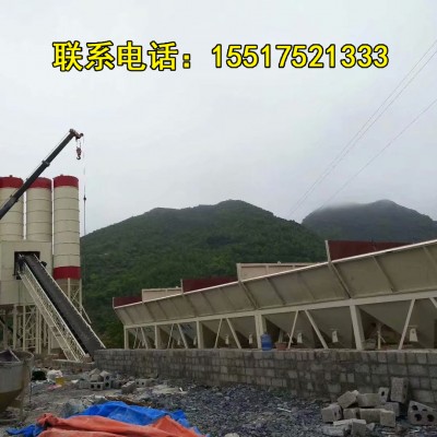 时产180方混凝土的HZS180型混凝土搅拌站采用几方的主机