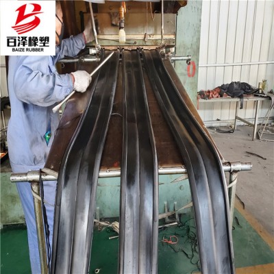 桥梁伸缩缝胶条A东阿桥梁伸缩缝胶条A伸缩缝胶条物流发货价格低
